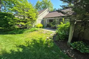 643 Heritage Vlg, Southbury, CT 06488 - Photo 2