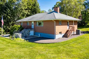 428 Maple St, Litchfield, CT 06759 - Photo 4