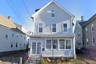 322 Catherine St, Bridgeport, CT 06604 - Photo 2