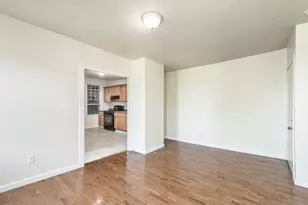 50 York St, Hartford, CT 06106 - Photo 24