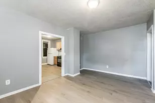 50 York St, Hartford, CT 06106 - Photo 12