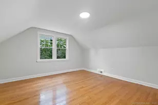 110 3rd St, Hamden, CT 06514 - Photo 12