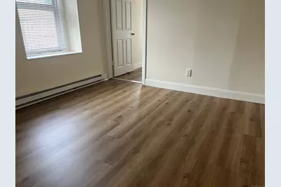 39 Grenhart Road, Stamford, CT 06902 - Photo 8