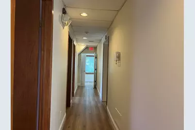 39 Grenhart Road, Stamford, CT 06902 - Photo 12