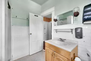 38 Prospect Pl, Bristol, CT 06010 - Photo 22