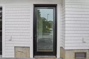 345 Reef Rd, Fairfield, CT 06824 - Photo 8