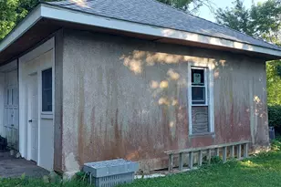 2 Faye St, New London, CT 06320 - Photo 4