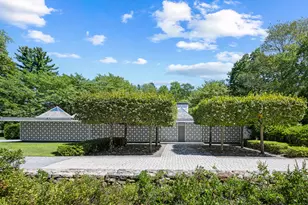 565 Oenoke Ridge, New Canaan, CT 06840 - Photo 2