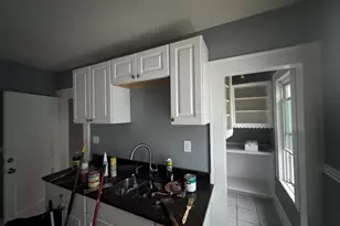 65 Palm St, Bridgeport, CT 06610 - Photo 8