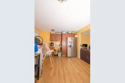 14 Court A Building 23, Bridgeport, CT 06610 - Photo 4