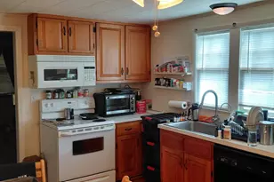 11 Pueblo Trail, Shelton, CT 06484 - Photo 2