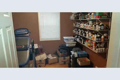 11 Pueblo Trail, Shelton, CT 06484 - Photo 4