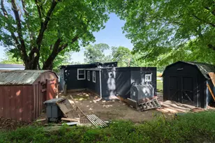 133 West Main St, Clinton, CT 06413 - Photo 32