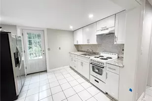 317 Weeping Willow Ln, Fairfield, CT 06825 - Photo 20