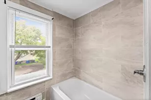 60 Lincoln St, Enfield, CT 06082 - Photo 14