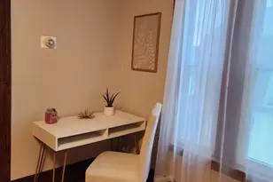 458 Hillside Ave, Hartford, CT 06106 - Photo 8