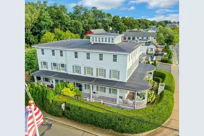 166 Rowayton Avenue #2, Norwalk, CT 06853 - Photo 2