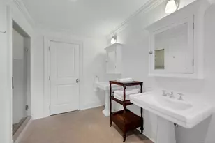 166 Rowayton Ave, Norwalk, CT 06853 - Photo 32