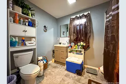 96 Dracut Avenue, Waterbury, CT 06704 - Photo 4