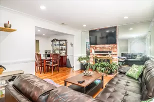 21 Chimney Dr, Bethel, CT 06801 - Photo 4