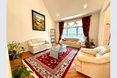 18 Fieldstone Lane #18, Beacon Falls, CT 06403 - Photo 4