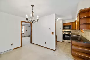 226 Austin Ryer Ln, Branford, CT 06405 - Photo 12