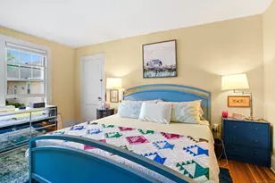 687 Wood Ave, Bridgeport, CT 06604 - Photo 16