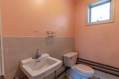 912 Norwich New London Turnpike, Montville, CT 06382 - Photo 8