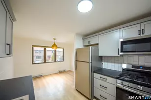 32 Towne House Rd, Hamden, CT 06514 - Photo 2