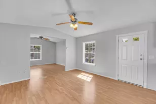 26 N Main St, Branford, CT 06405 - Photo 10