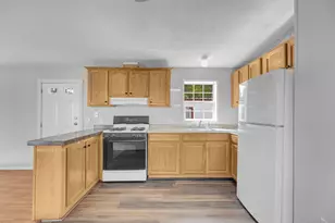 26 N Main St, Branford, CT 06405 - Photo 6