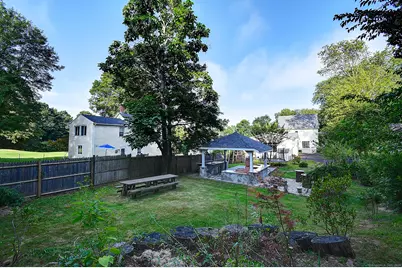 631 High Street, Naugatuck, CT 06770 - Photo 10