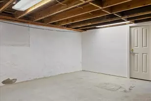 257 Seaside Ave, Stamford, CT 06902 - Photo 12