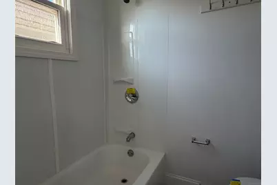 303 Central Avenue, Norwich, CT 06360 - Photo 18