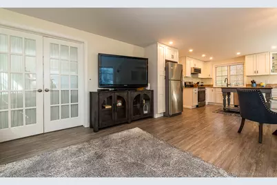 11 North Main Street, Essex, CT 06426 - Photo 18