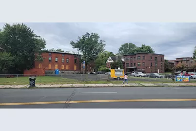 131-135,137-145,119-129 A Albany Avenue, Hartford, CT 06112 - Photo 2
