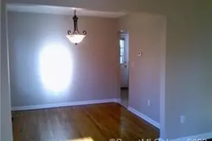 22 Ohear Ave, Enfield, CT 06082 - Photo 10