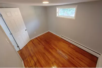 15 Stock Place Street, Manchester, CT 06042 - Photo 10