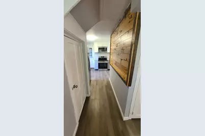 15 Stock Place Street, Manchester, CT 06042 - Photo 6