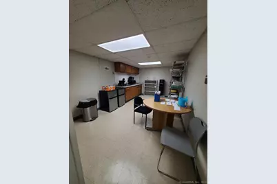 205 West Main Street, New Britain, CT 06052 - Photo 4