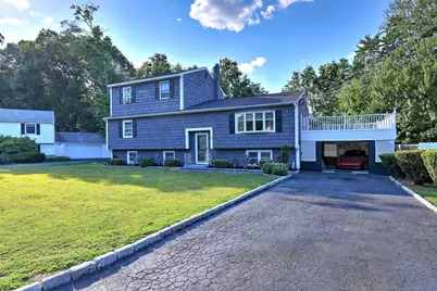 17 Ellyn Court, West Haven, CT 06516 - Photo 2