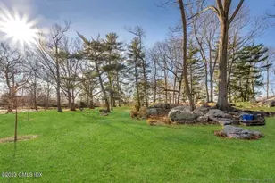 1 Home Pl, Greenwich, CT 06830 - Photo 20