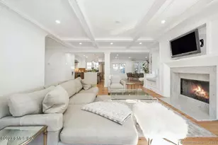 1 Home Pl, Greenwich, CT 06830 - Photo 4
