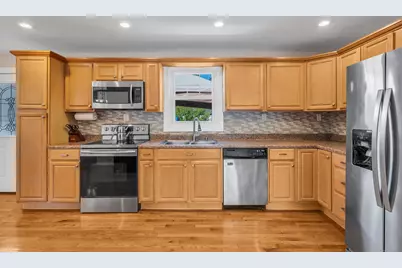 64 Dohm Avenue, Guilford, CT 06437 - Photo 10