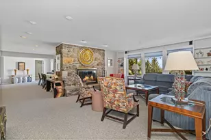 132 Merrimac Dr, Trumbull, CT 06611 - Photo 26