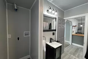 70 Providence St, Norwich, CT 06380 - Photo 14