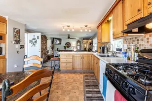 15 Sioux Rd, East Hartford, CT 06118 - Photo 4