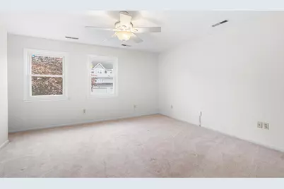 2445 Park Avenue #APT 23, Bridgeport, CT 06604 - Photo 14