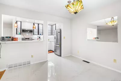2445 Park Avenue #APT 23, Bridgeport, CT 06604 - Photo 8