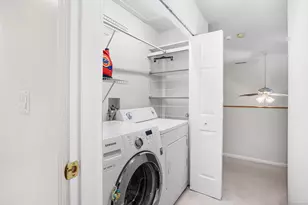 2445 Park Ave, Bridgeport, CT 06604 - Photo 20